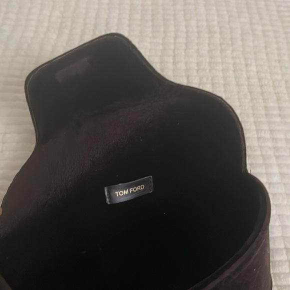 NEW. Tom Ford. Sunglass Case. Velvet. - Picture 3 of 5